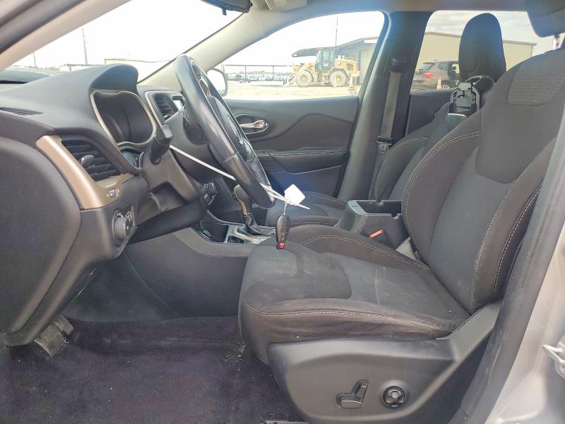 Photo 7 from auction – 2016 JEEP CHEROKEE L with VIN 1C4PJLCB3GW282491