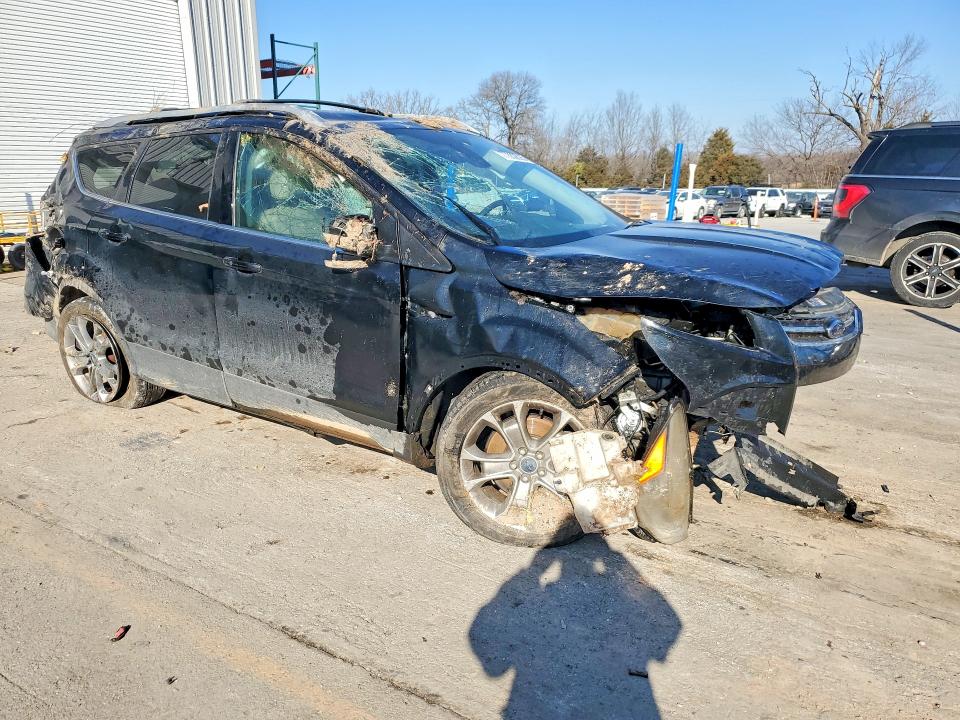 Photo 4 from auction – 2016 FORD ESCAPE with VIN 1FMCU9J90GUA98190