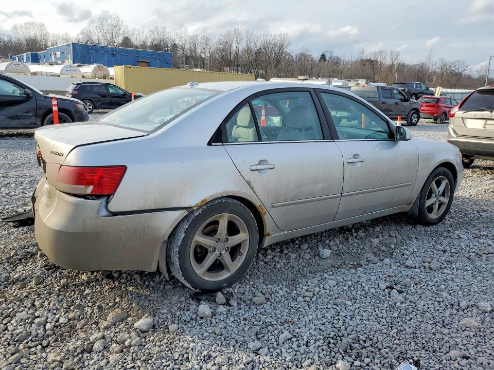 Photo 3 from auction – 2008 HYUNDAI SONATA GLS with VIN 5NPET46C98H352496