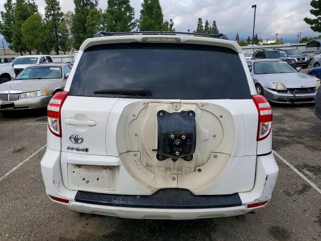 Photo 6 from auction – 2011 TOYOTA RAV4 with VIN 2T3ZF4DV6BW063539