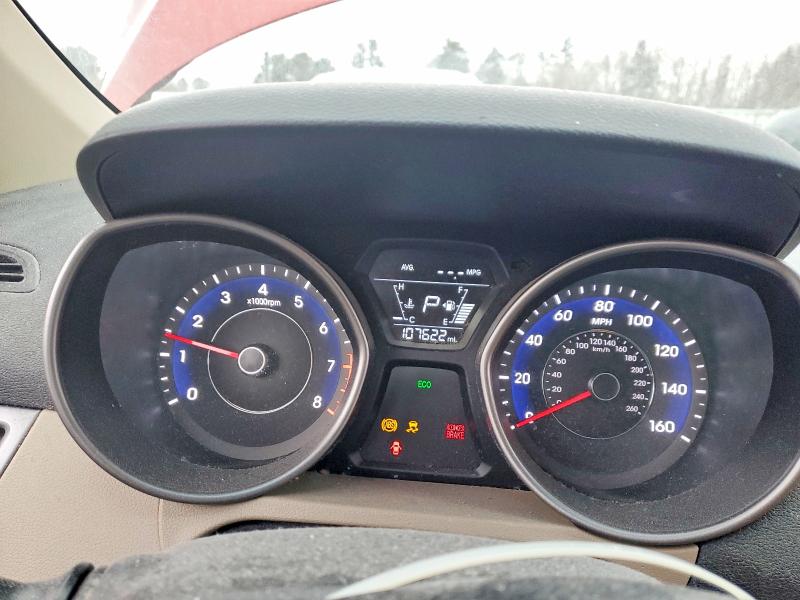 Photo 9 from auction – 2016 HYUNDAI ELANTRA with VIN 5NPDH4AE6GH773693