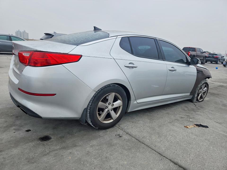 Photo 3 from auction – 2015 KIA OPTIMA with VIN 5XXGM4A79FG405819