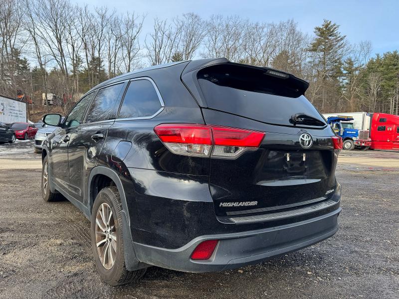 Photo 3 from auction – 2019 TOYOTA HIGHLANDER with VIN 5TDJZRFH4KS930480