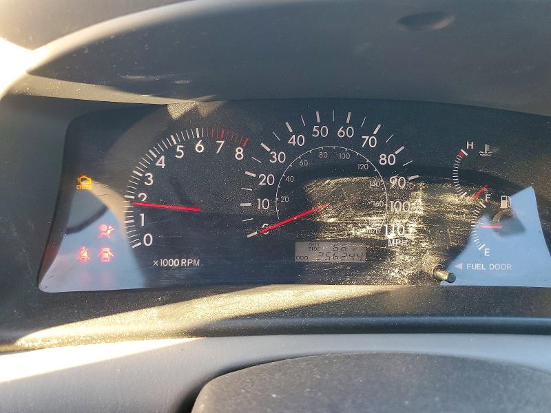 Photo 9 from auction – 2006 TOYOTA COROLLA with VIN 2T1BR32E56C601217