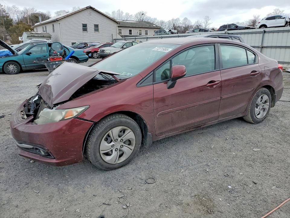 Фото 1 с аукциона – 2013 HONDA CIVIC LX с VIN 19XFB2F53DE225402