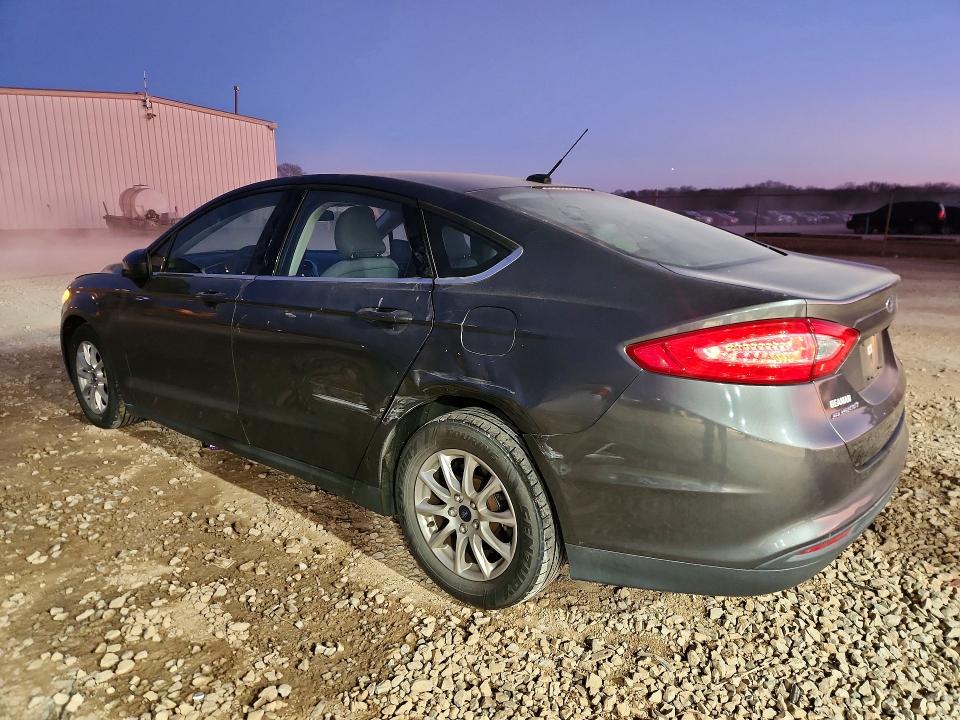 Photo 2 from auction – 2016 FORD FUSION with VIN 3FA6P0G79GR199820