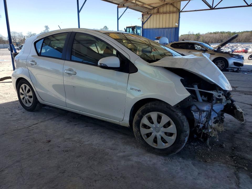 Photo 4 from auction – 2012 TOYOTA PRIUS C with VIN JTDKDTB39C1507788