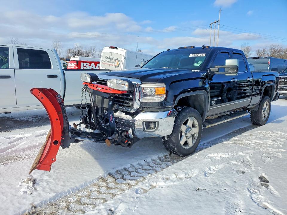 GMC SIERRA 2015 with VIN 1GT22ZEG4FZ145379 - Photo from auction
