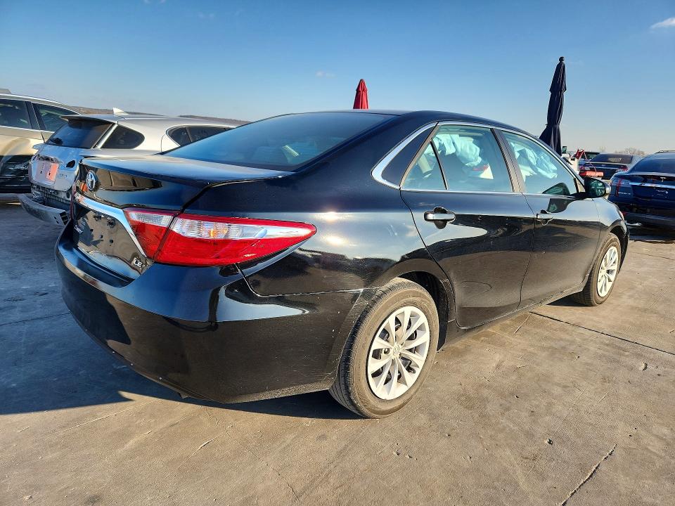 Photo 3 from auction – 2016 TOYOTA CAMRY with VIN 4T4BF1FK4GR548285