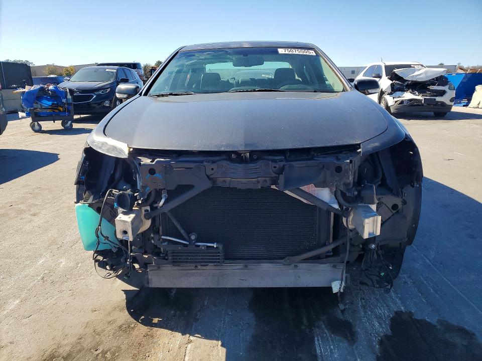 Foto 5 de la subasta – 2012 ACURA TL con VIN 19UUA8F55CA039344