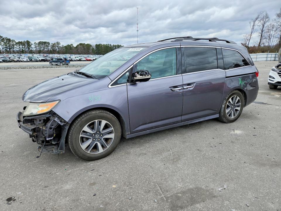 HONDA ODYSSEY TO 2015 with VIN 5FNRL5H96FB056646 - Photo from auction