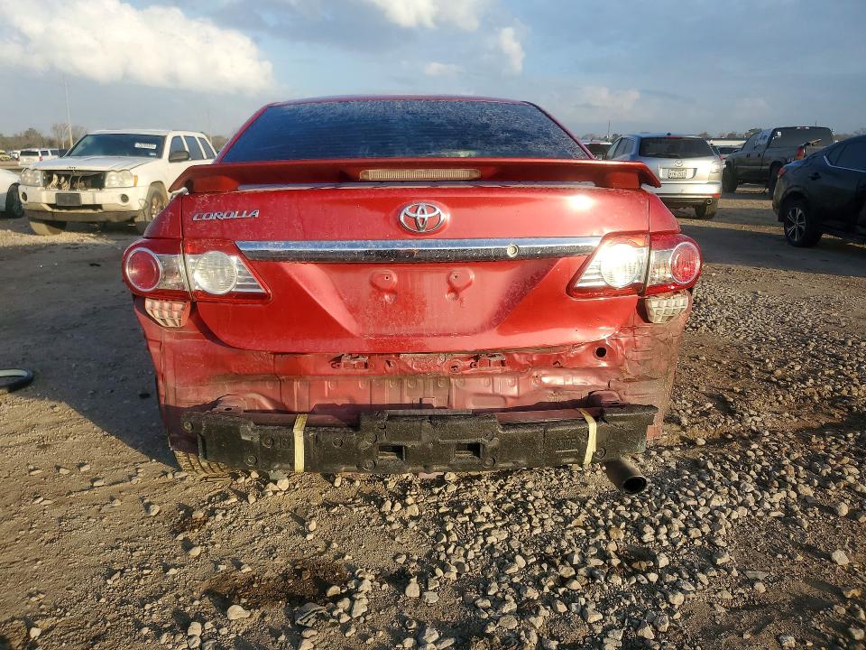 Photo 6 from auction – 2011 TOYOTA COROLLA with VIN 2T1BU4EE2BC561964