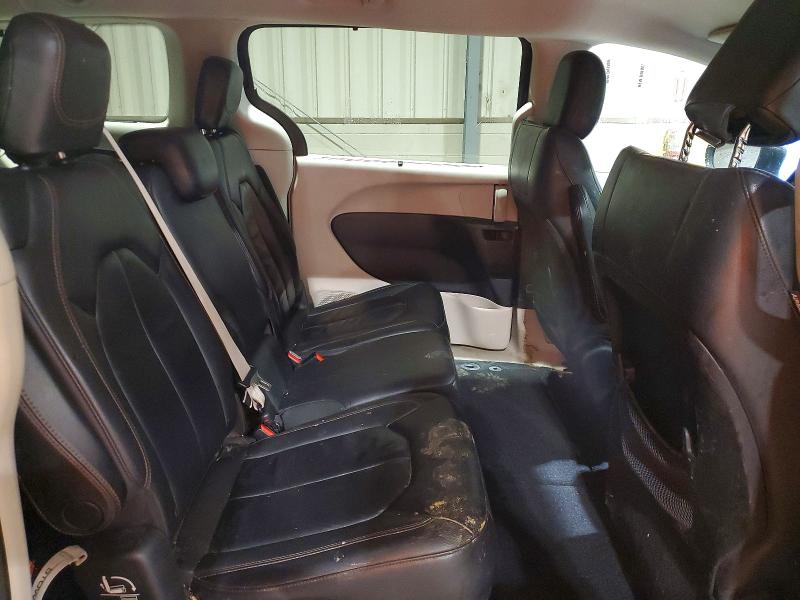 Photo 11 from auction – 2017 CHRYSLER PACIFICA with VIN 2C4RC1BG2HR553569