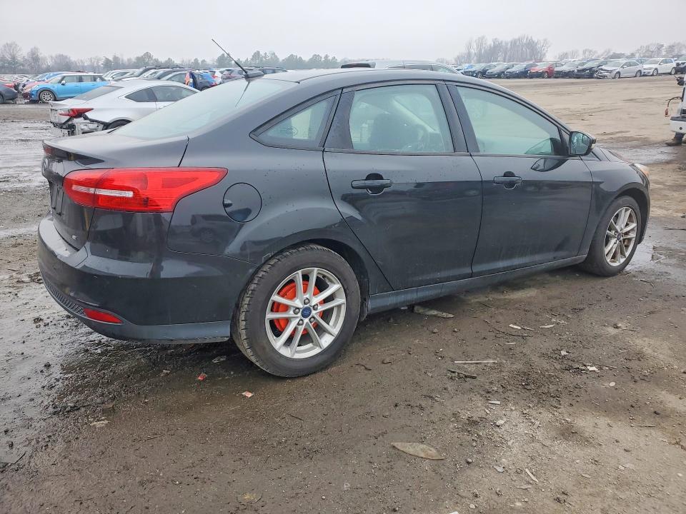 Photo 3 from auction – 2015 FORD FOCUS with VIN 1FADP3F29FL276519