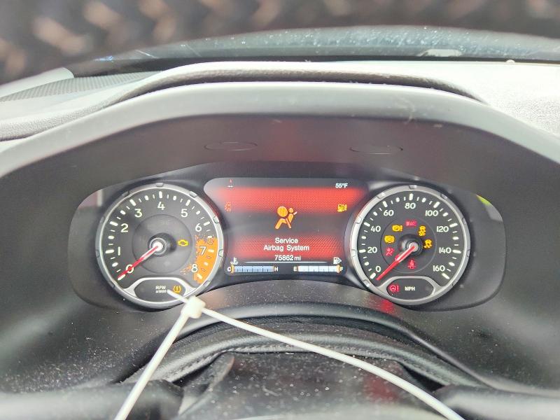 Photo 9 from auction – 2016 JEEP RENEGADE with VIN ZACCJBDT9GPD48586