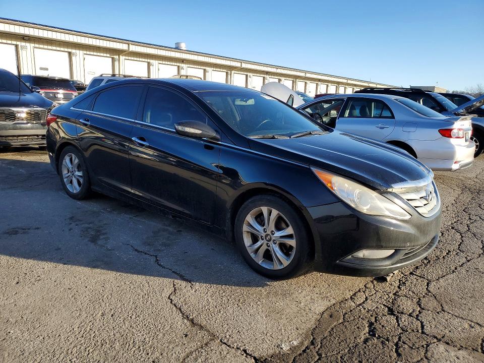 Photo 4 from auction – 2012 HYUNDAI SONATA with VIN 5NPEC4AC3CH367009
