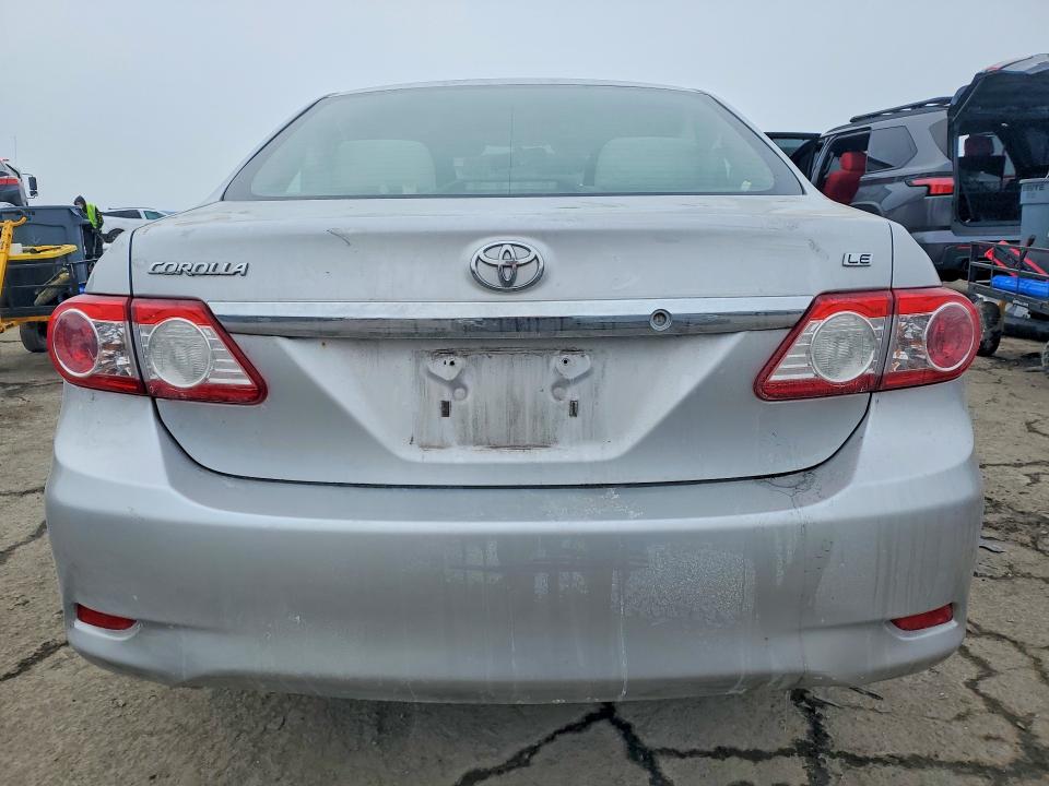 Photo 6 from auction – 2011 TOYOTA COROLLA with VIN JTDBU4EE1B9135009