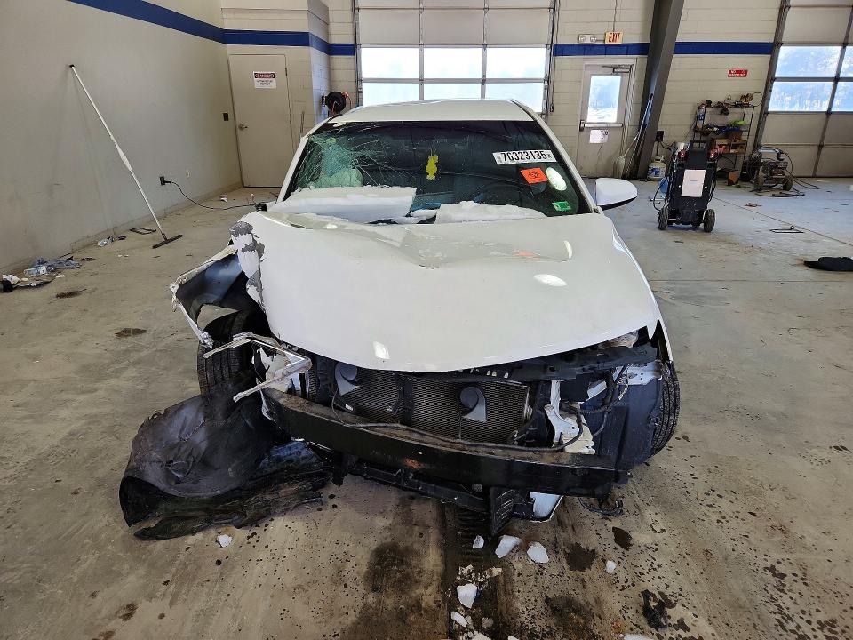 Photo 5 from auction – 2012 TOYOTA CAMRY BASE with VIN 4T4BF1FK7CR206727