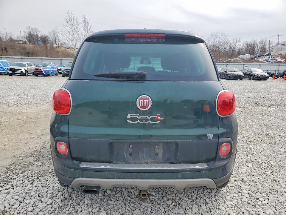 Photo 6 from auction – 2014 FIAT 500L with VIN ZFBCFADH3EZ018936