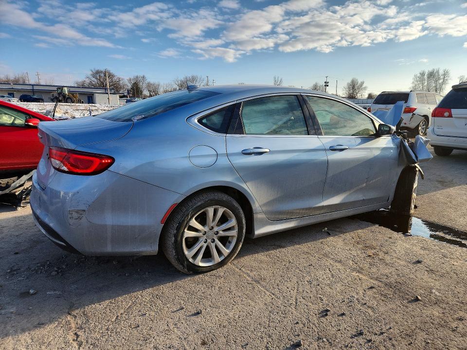 Photo 3 from auction – 2015 CHRYSLER 200 with VIN 1C3CCCAB4FN715790