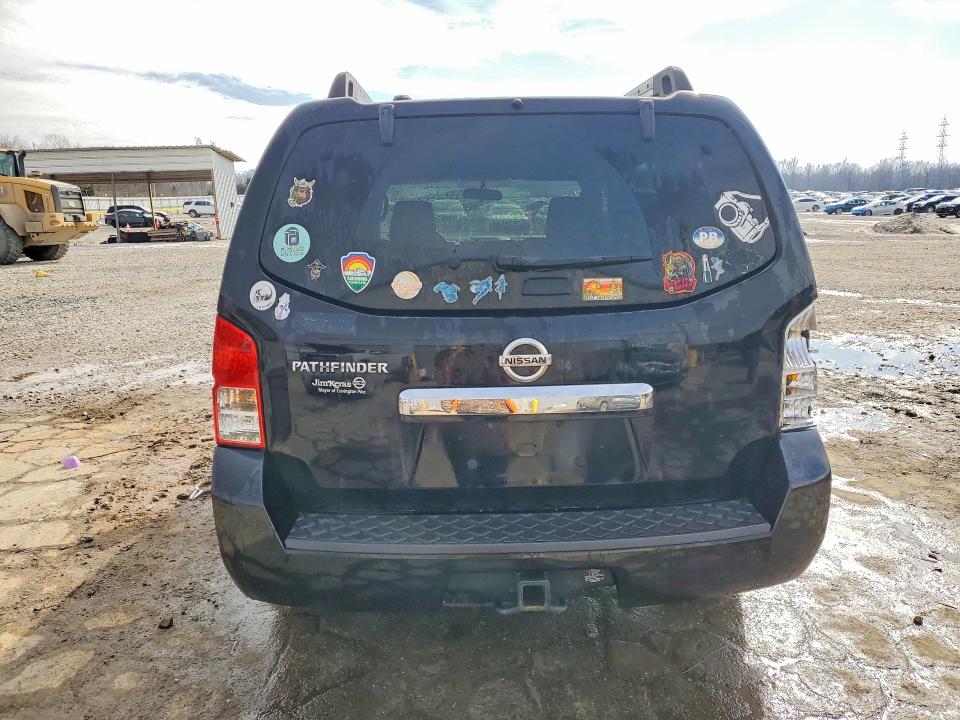 Photo 6 from auction – 2010 NISSAN PATHFINDER with VIN 5N1AR1NN1AC629864