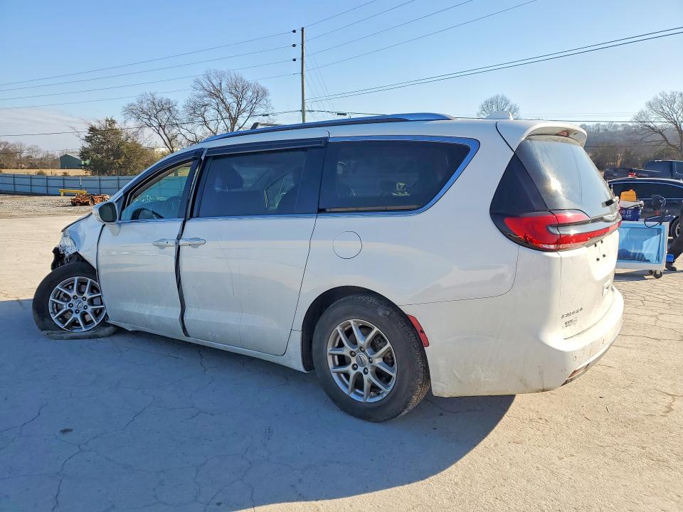 Photo 2 from auction – 2021 CHRYSLER PACIFICA with VIN 2C4RC1BG1MR604358