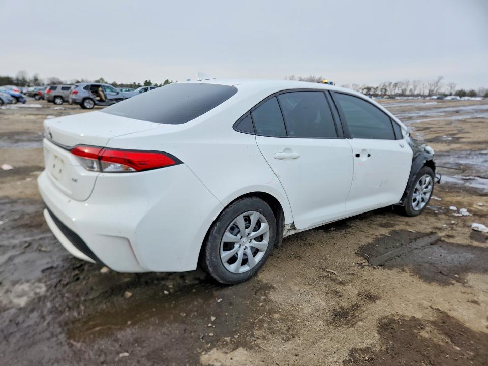 Photo 3 from auction – 2022 TOYOTA COROLLA with VIN 5YFEPMAEXNP310155