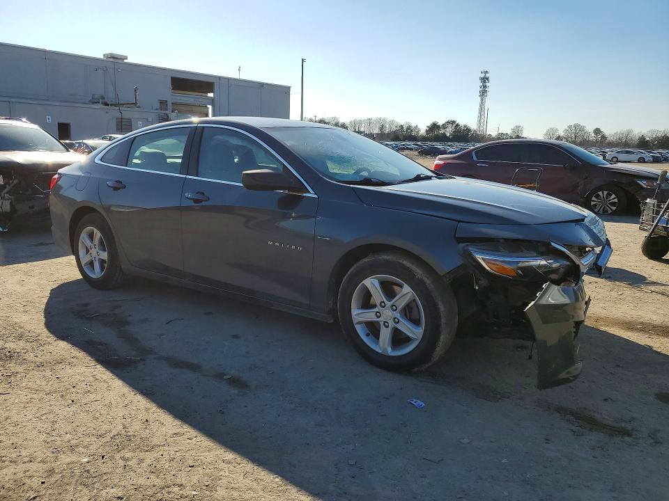 Photo 4 from auction – 2019 CHEVROLET MALIBU with VIN 1G1ZC5ST6KF210307