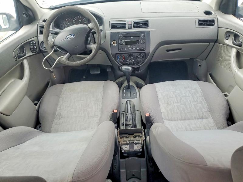 Photo 8 from auction – 2005 FORD FOCUS ZX4 with VIN 1FAFP34N65W298772