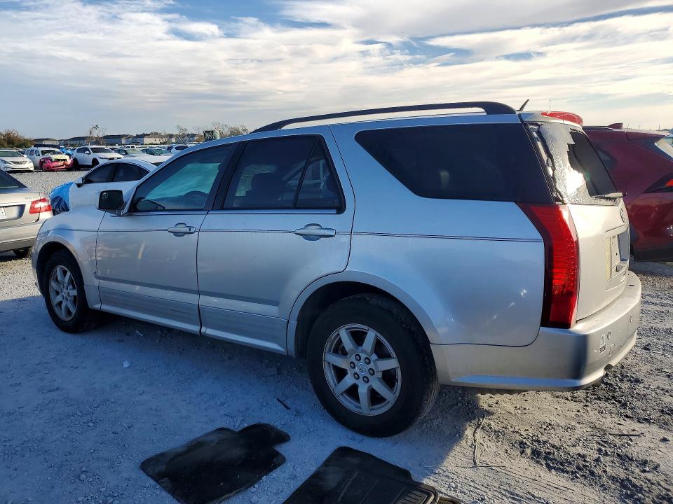 Foto 2 de la subasta – 2007 CADILLAC SRX con VIN 1GYEE637770149206