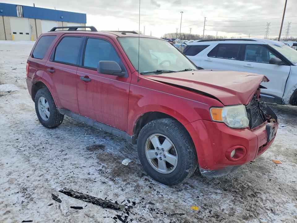 Foto 4 de la subasta – 2010 FORD ESCAPE con VIN 1FMCU0D7XAKC14990