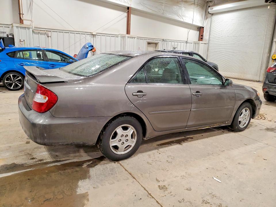 Photo 3 from auction – 2003 TOYOTA CAMRY LE with VIN 4T1BF32K03U543137
