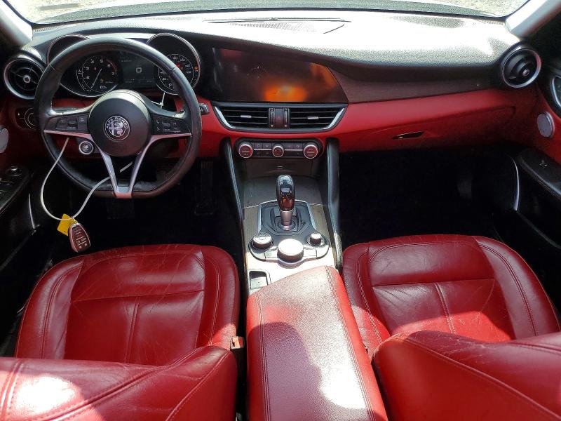 Photo 8 from auction – 2018 ALFA ROMEO GIULIA with VIN ZARFAECN5J7588990