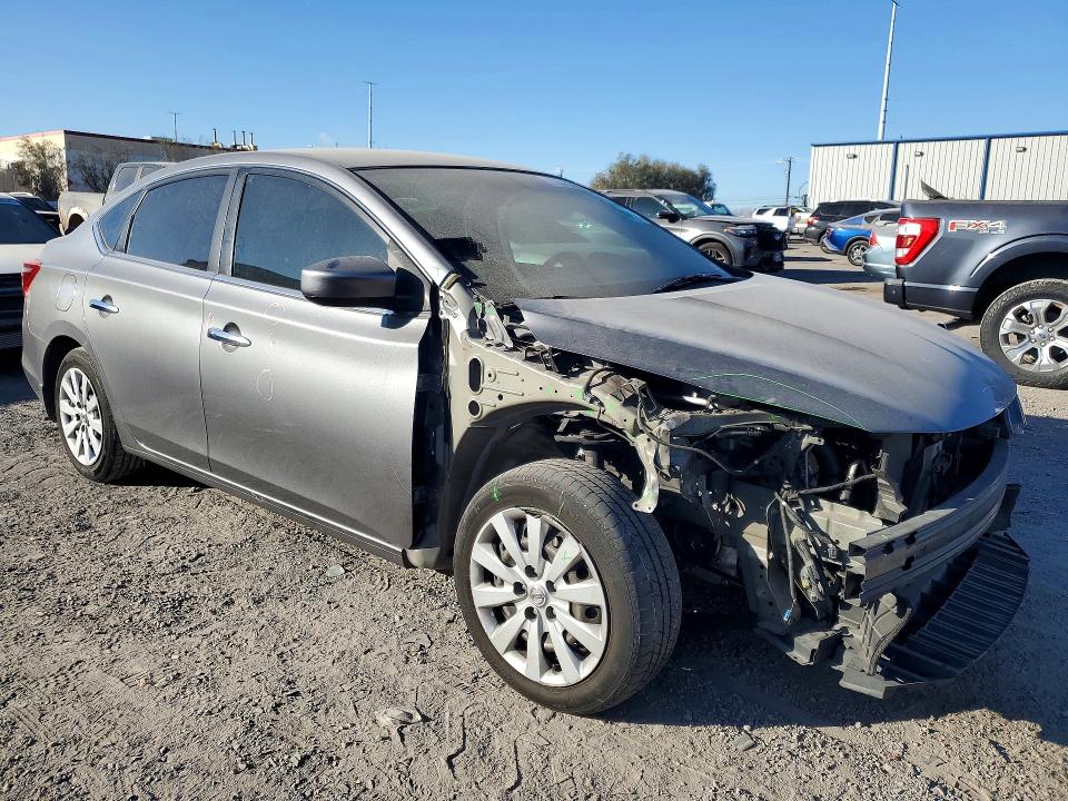 Photo 4 from auction – 2017 NISSAN SENTRA S with VIN 3N1AB7AP9HY322238