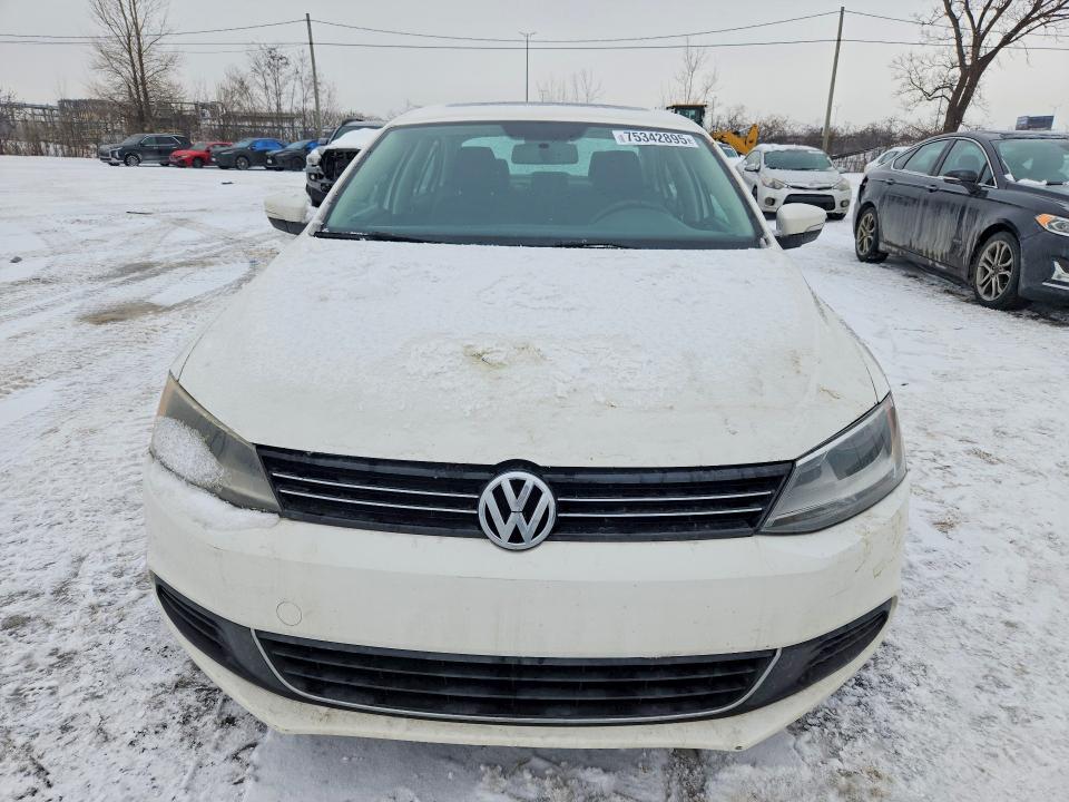 Photo 5 from auction – 2014 VOLKSWAGEN JETTA with VIN 3VWD07AJXEM388681