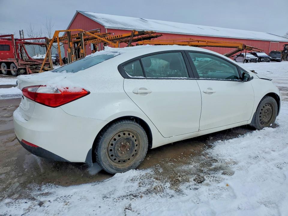 Photo 3 from auction – 2014 KIA FORTE with VIN KNAFX4A68E5072975