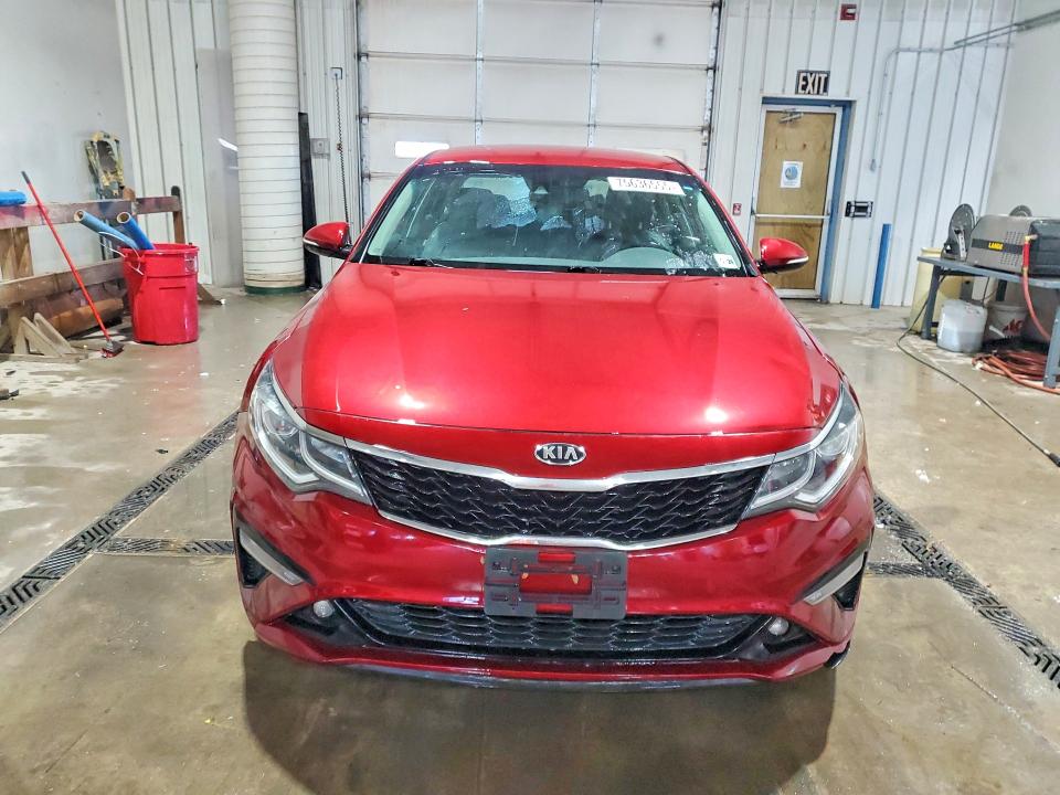 Photo 5 from auction – 2019 KIA OPTIMA with VIN 5XXGT4L37KG302356