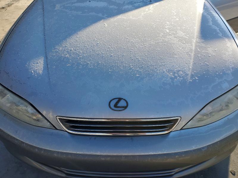 Photo 11 from auction – 2000 LEXUS ES 300 with VIN JT8BF28G1Y0273947