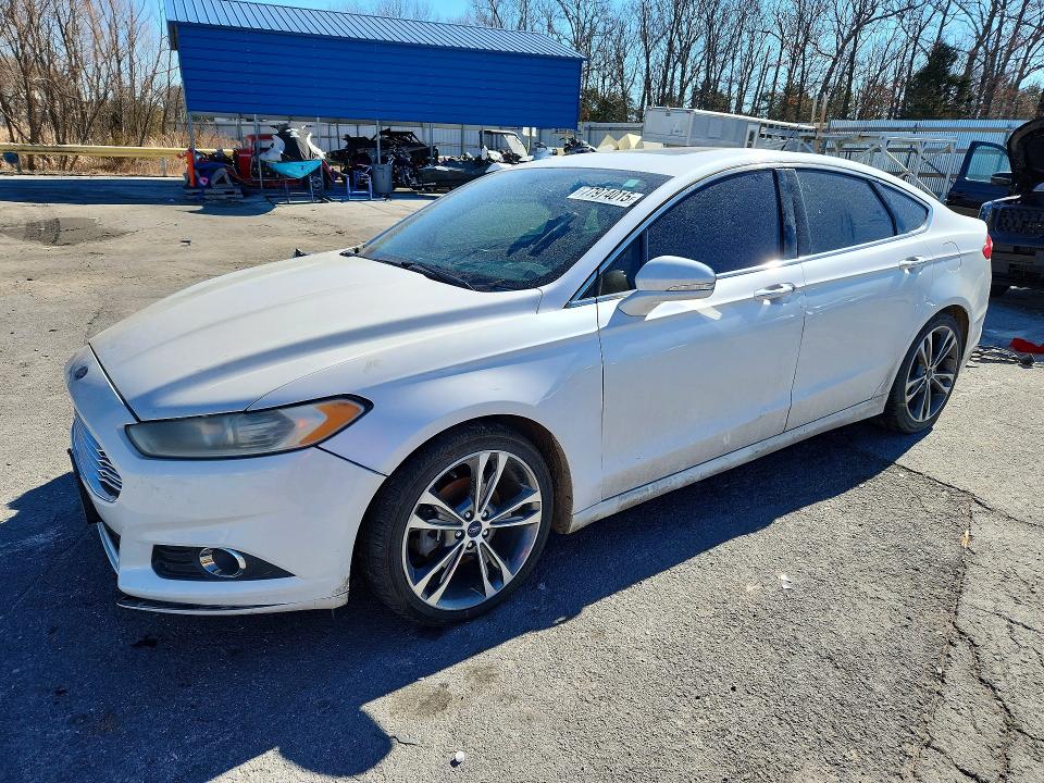 FORD FUSION 2015 with VIN 3FA6P0HDXFR263382 - Photo from auction