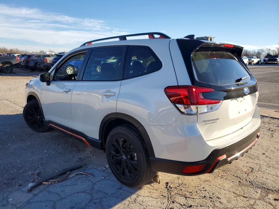 Photo 2 from auction – 2024 SUBARU FORESTER with VIN JF2SKAGC9RH466471