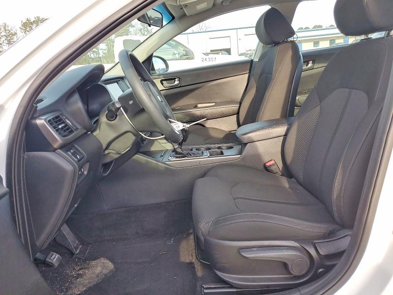 Photo 7 from auction – 2018 KIA OPTIMA with VIN 5XXGT4L32JG217407
