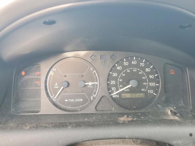 Photo 9 from auction – 2001 TOYOTA COROLLA with VIN 2T1BR12E91C449522