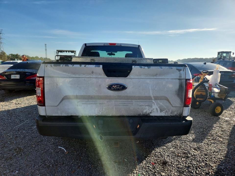 Photo 6 from auction – 2018 FORD F150 with VIN 1FTMF1CB7JKC91413