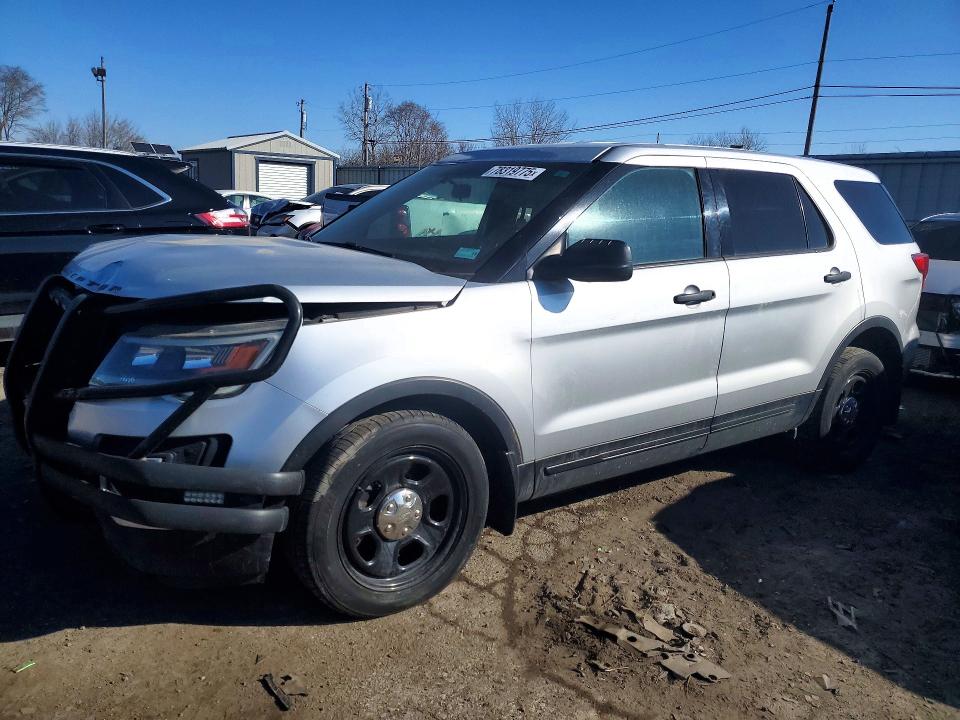 FORD EXPLORER 2016 with VIN 1FM5K8AR0GGA47165 - Photo from auction