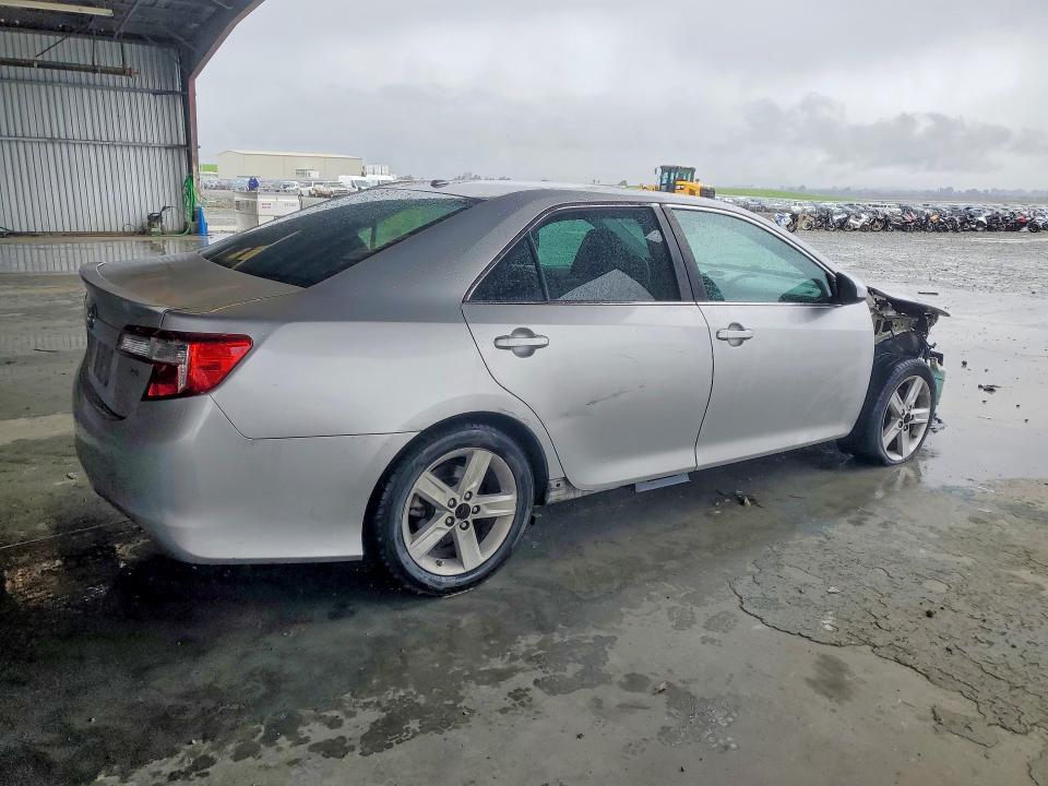 Photo 3 from auction – 2012 TOYOTA CAMRY BASE with VIN 4T1BF1FK5CU024972
