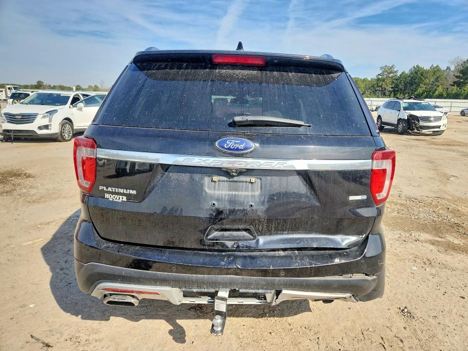 Photo 6 from auction – 2016 FORD EXPLORER with VIN 1FM5K8HT0GGC82473