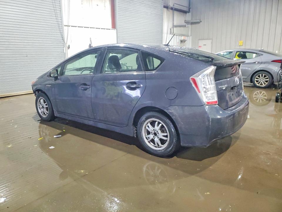 Zdjęcie 2 z aukcji – 2011 TOYOTA PRIUS z VIN JTDKN3DU7B1405794