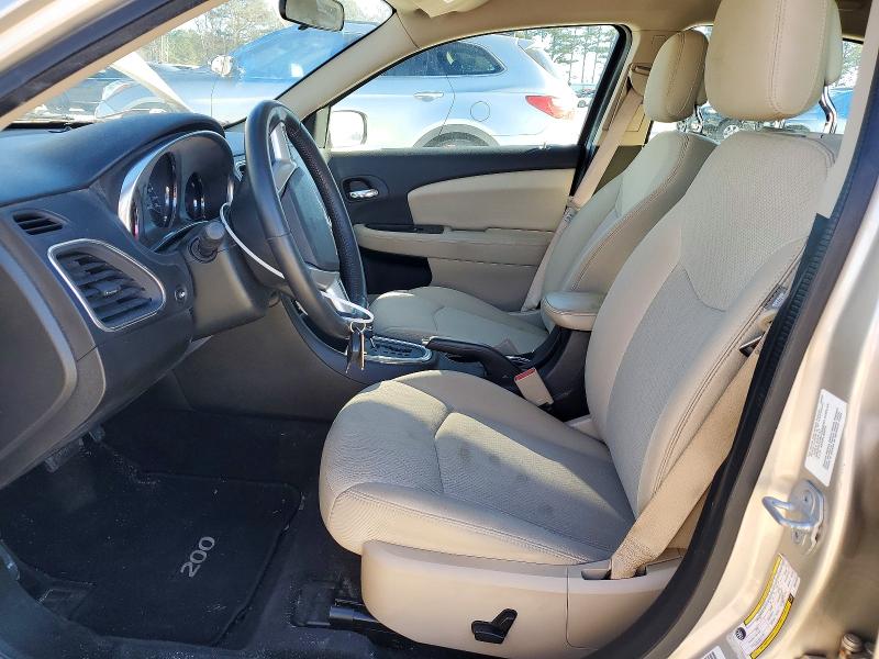 Photo 7 from auction – 2013 CHRYSLER 200 with VIN 1C3CCBBBXDN745320