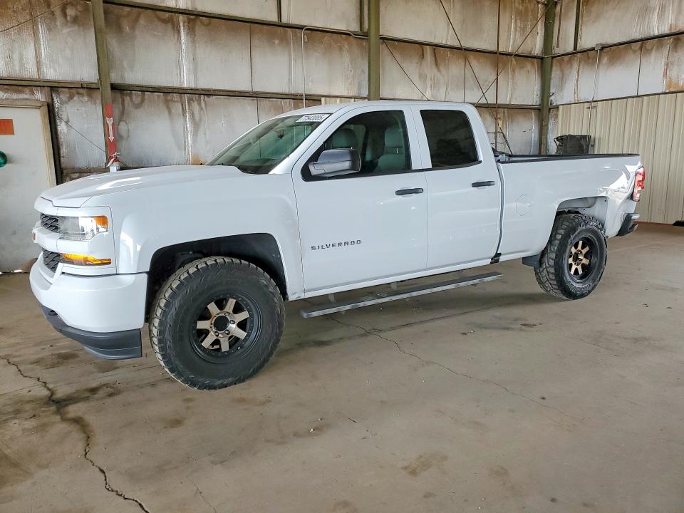 CHEVROLET SILVERADO 2017 with VIN 1GCRCPEC8HZ204675 - Photo from auction