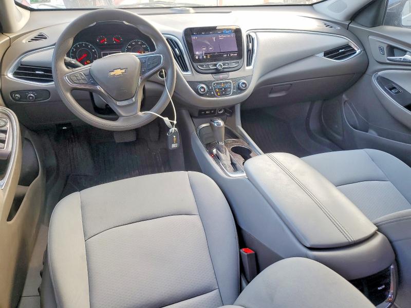 Photo 8 from auction – 2019 CHEVROLET MALIBU with VIN 1G1ZD5ST2KF127521
